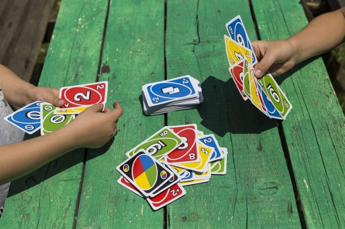 Hướng dẫn cách đánh bài Uno cho người mới tập chơi