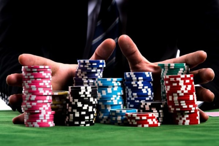 Hiểu rõ luật chơi cờ bạc trước khi vào tiền