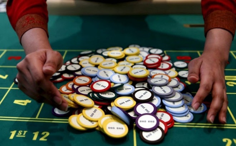 Casino là nơi hoạt động các trò chơi bài ăn tiền đa dạng, phong phú để bạn lựa chọn